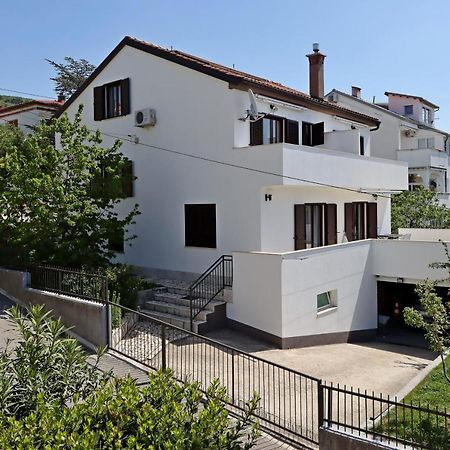 Apartments And Rooms With Parking Space Selce, Crikvenica - 2362 Exterior foto